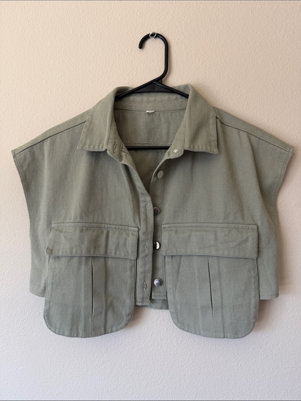 Women's Olive Green Utility Cropped Vest - Picture 2 of 5